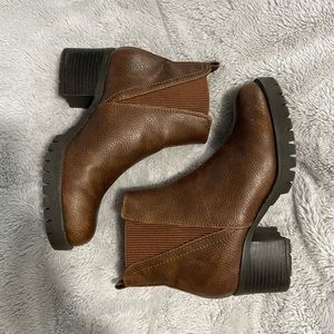 MIA brown Chelsea boot, EUC